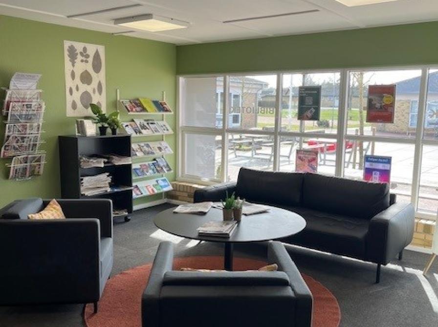 Terndrup Bibliotek - avishjørne